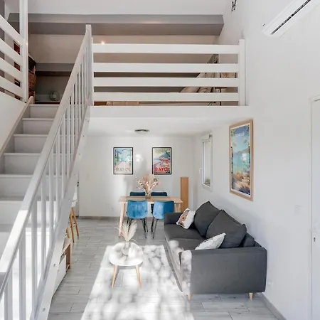 Maison Piscine Chauffée Privée A 200 Mn De La Casa vacanze Le Rayol-Canadel-sur-Mer