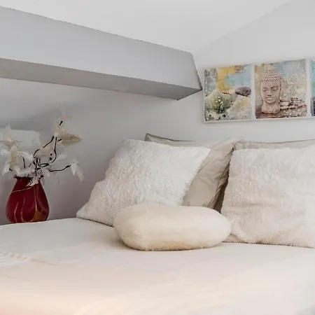 Maison Piscine Chauffée Privée A 200 Mn De La Casa vacanze