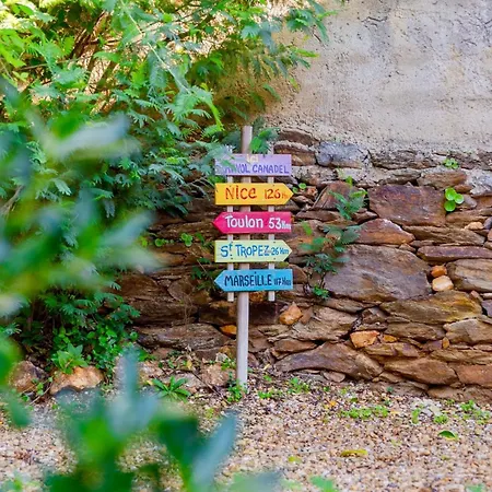 Maison Piscine Chauffée Privée A 200 Mn De La Casa vacanze Le Rayol-Canadel-sur-Mer